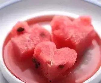 例假吃瓜,揭秘女性生理期中的饮食禁忌与养生之道”